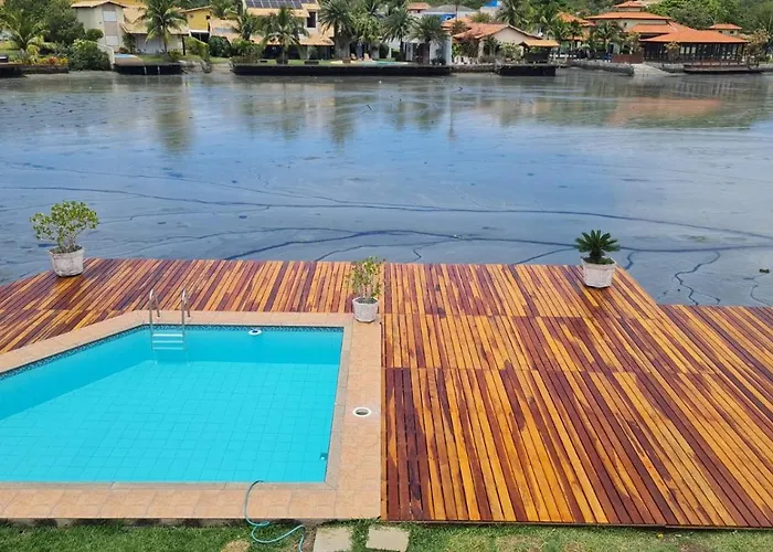 Apartamento na praia em Condomínio